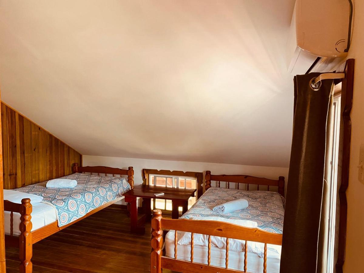 Hotel Caribbean View Бастіментос Екстер'єр фото