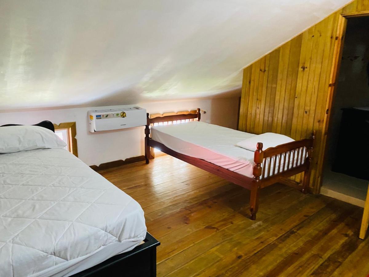 Hotel Caribbean View Бастіментос Екстер'єр фото